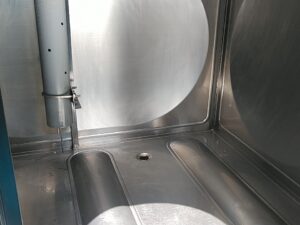 貯水槽清掃2＿株式会社ビルカン